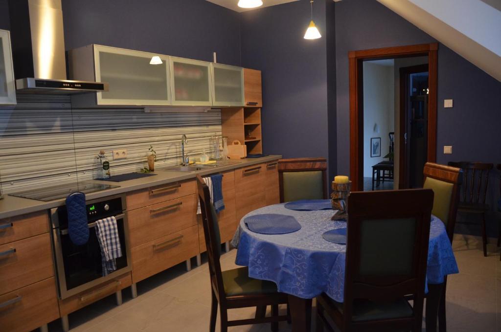 Classic Car Museum Apartment Ρίγα Δωμάτιο φωτογραφία