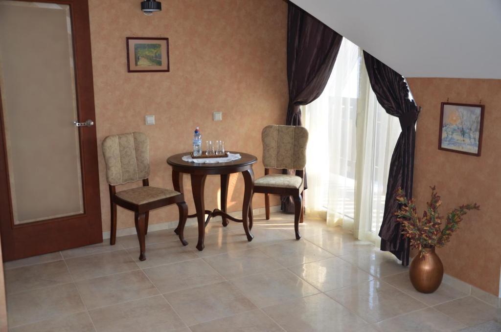 Classic Car Museum Apartment Ρίγα Δωμάτιο φωτογραφία